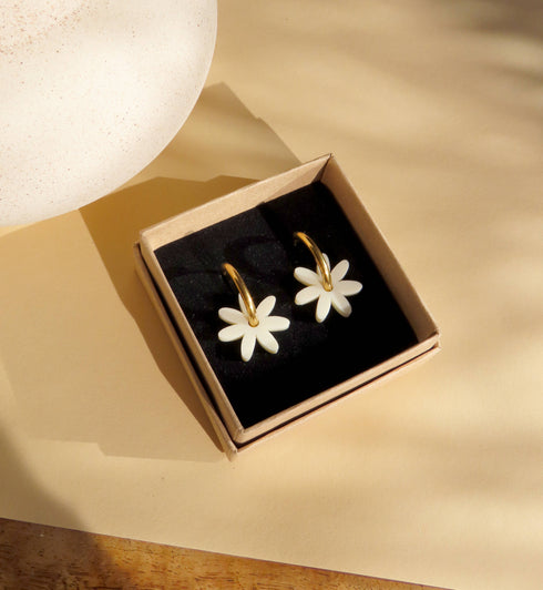 Ohrringe Hoops | white Daisy
