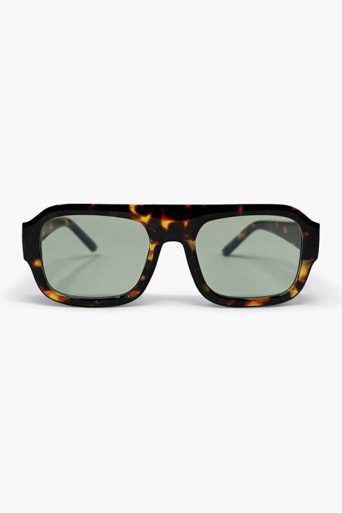 Quadratische Sonnenbrille | grüne Tönung