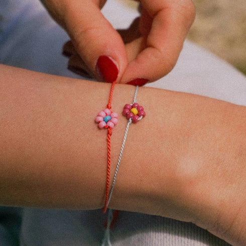 Tiny Flower Armband | pink & coral