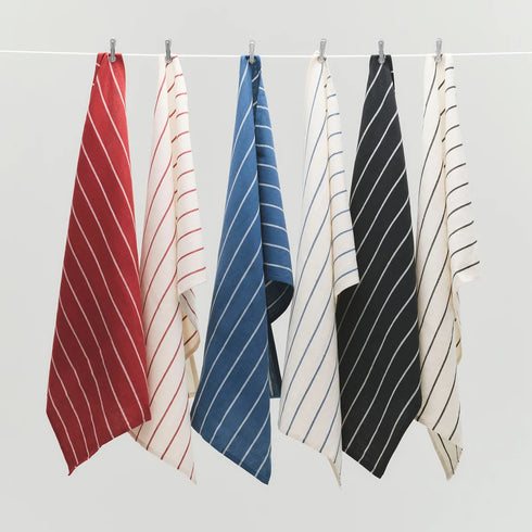 Outdoor Market Geschirrtuch | blue stripes