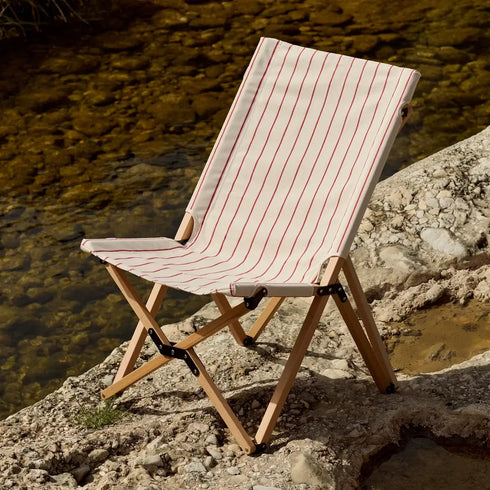 Outdoor Market Folding Chair | beige with red stripes