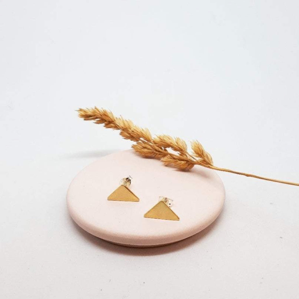 joyne.com | Triangle Ohrstecker von Clare Elisabeth Kilgour