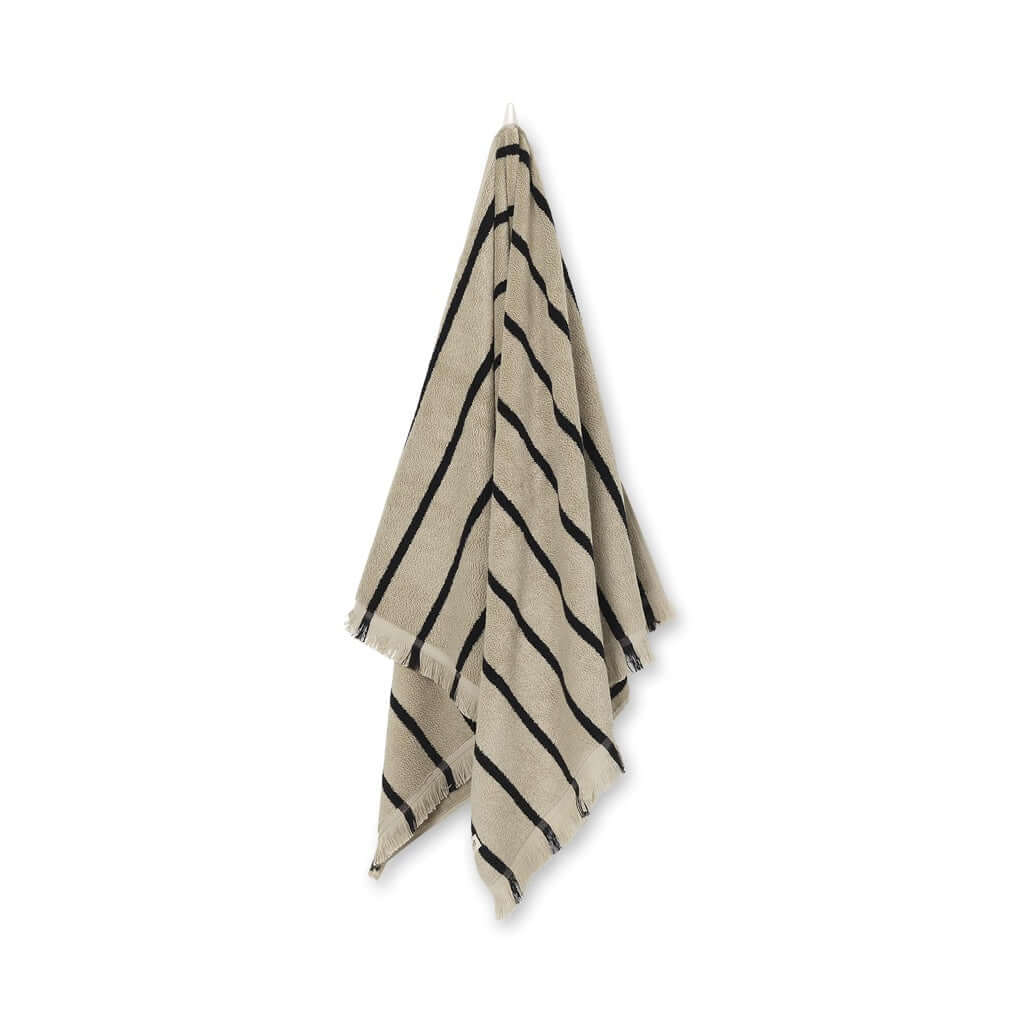 joyne.com | Badetuch ALEE | 70x140cm von Ferm Living
