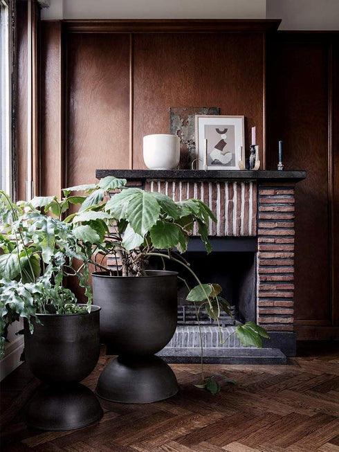 Übertopf Hourglass Pot L | black