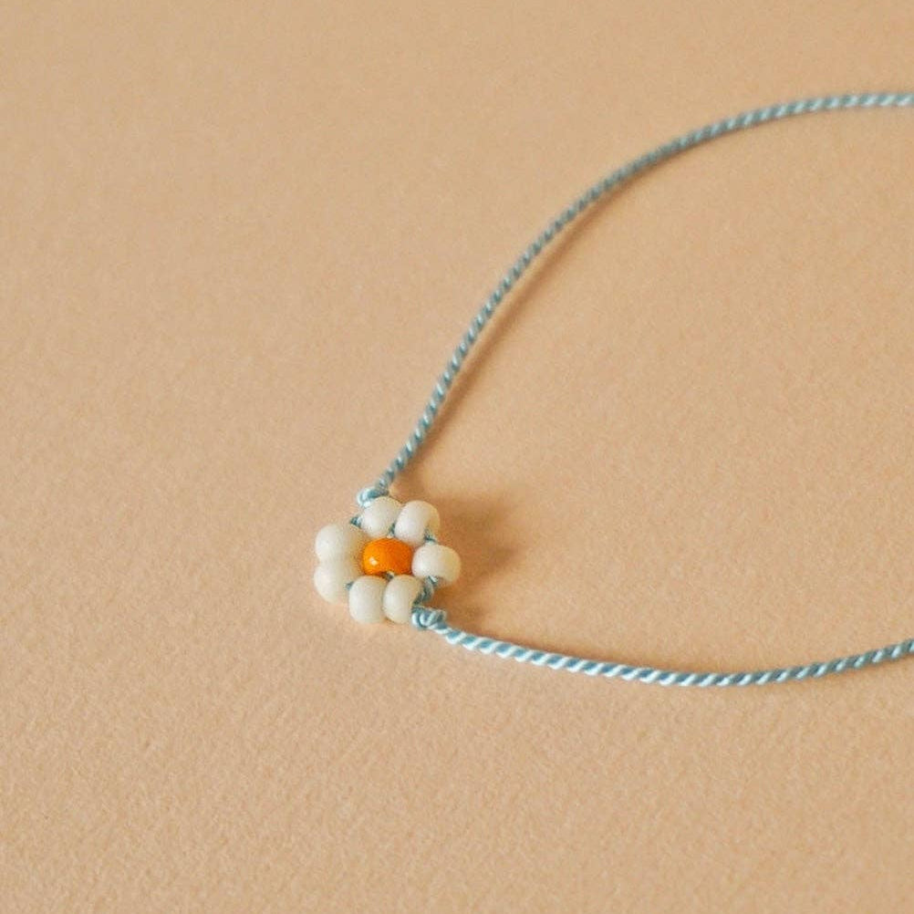 Bracelet Petite Fleur | blanc et bleu aqua