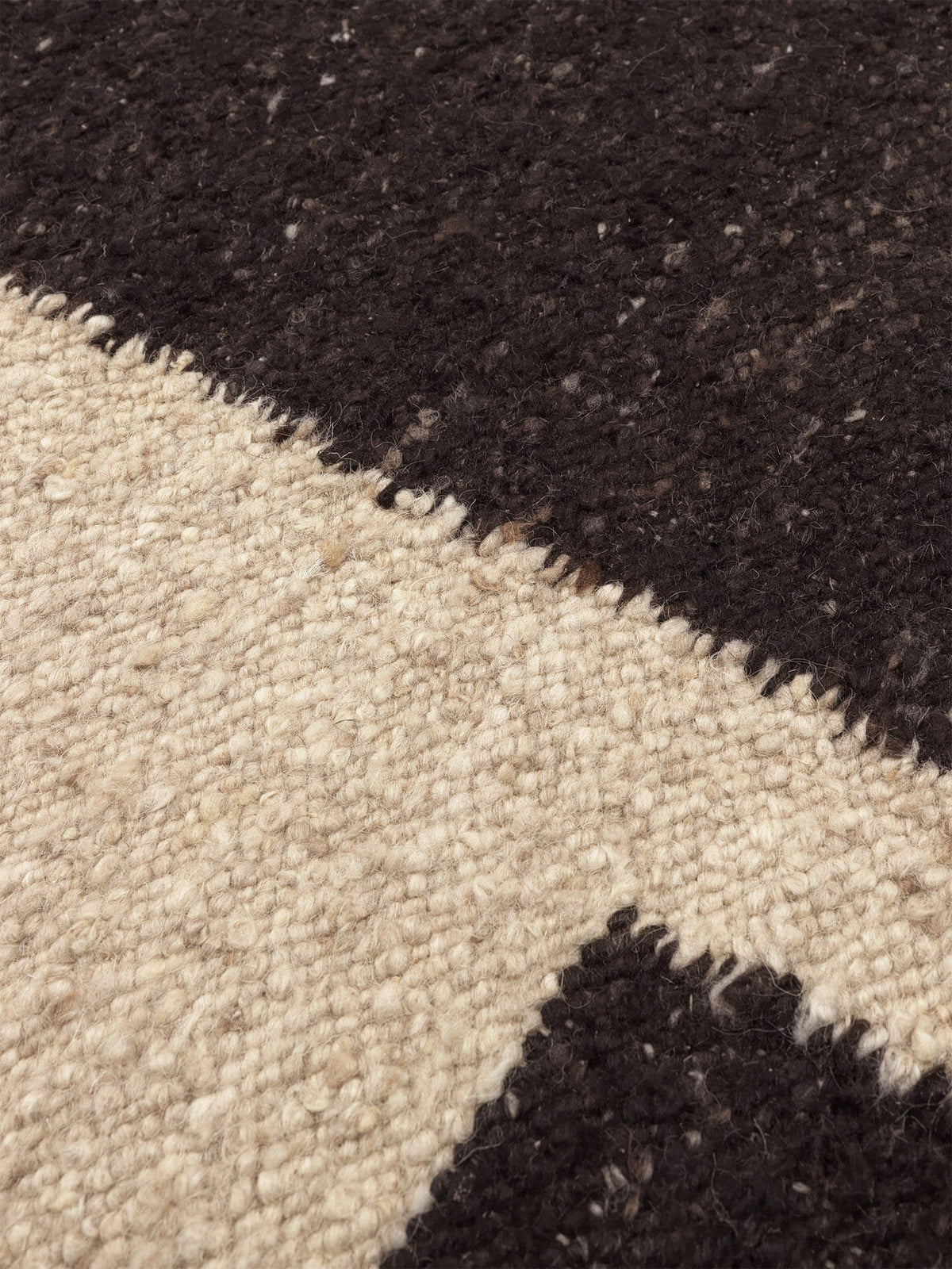 Piece Teppich | offwhite/coffee