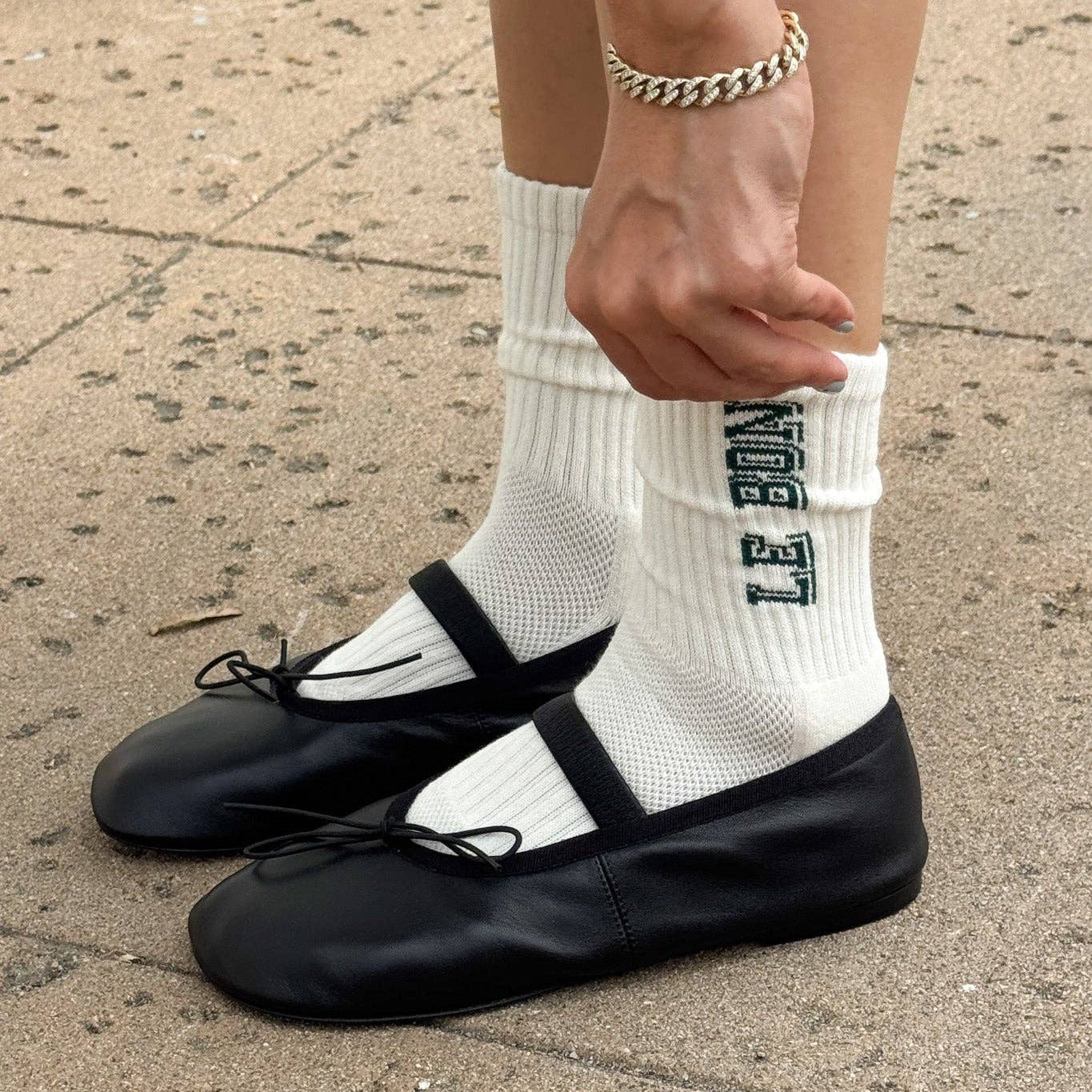 Preppy Socks | off-white, green