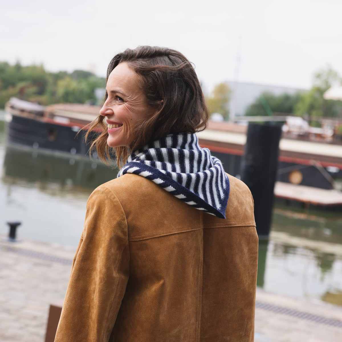 Sophie Scarf Colette | ecru & navy