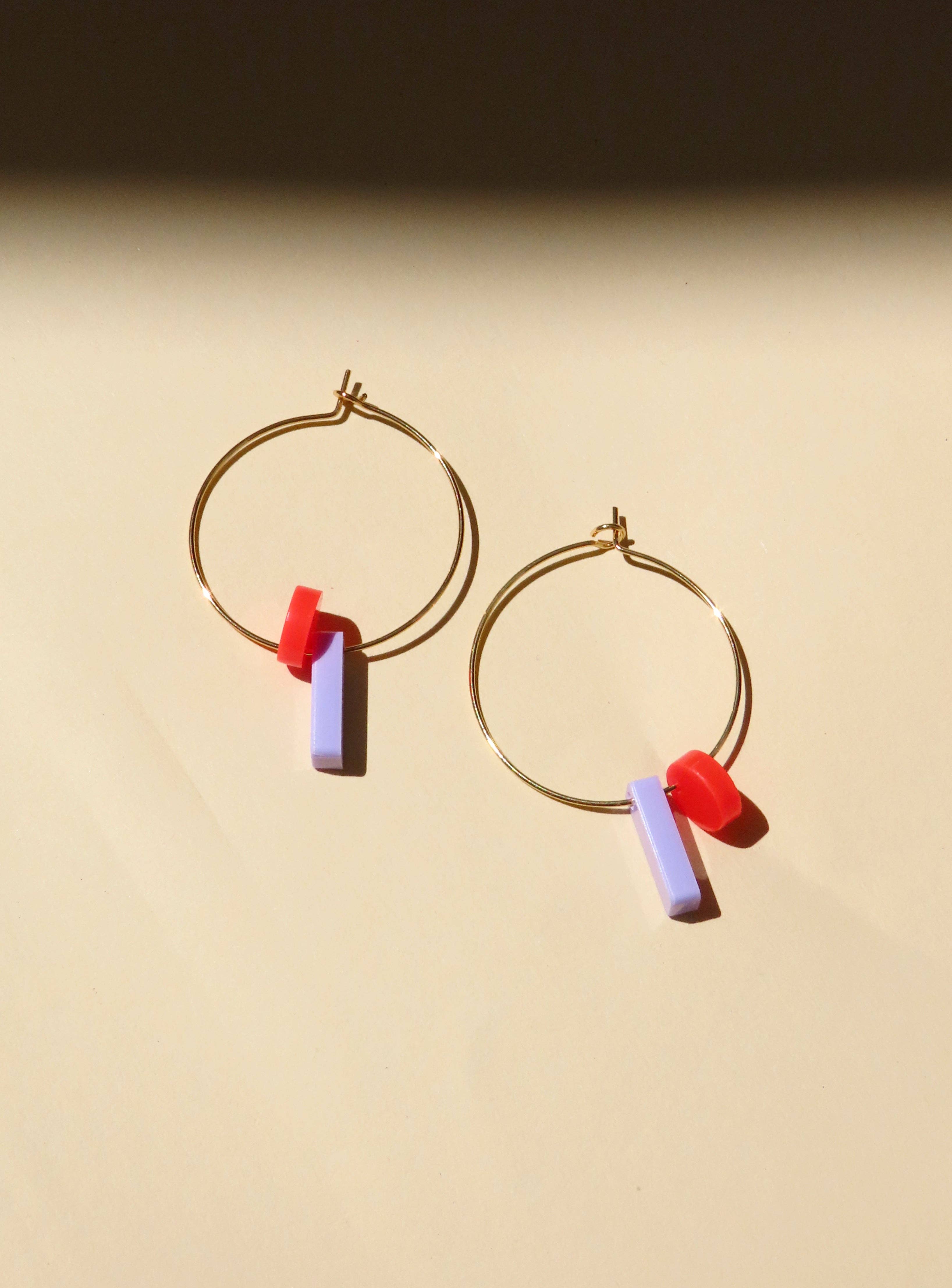 Boucles d'oreilles | Points + Bâtons lilas + rouge