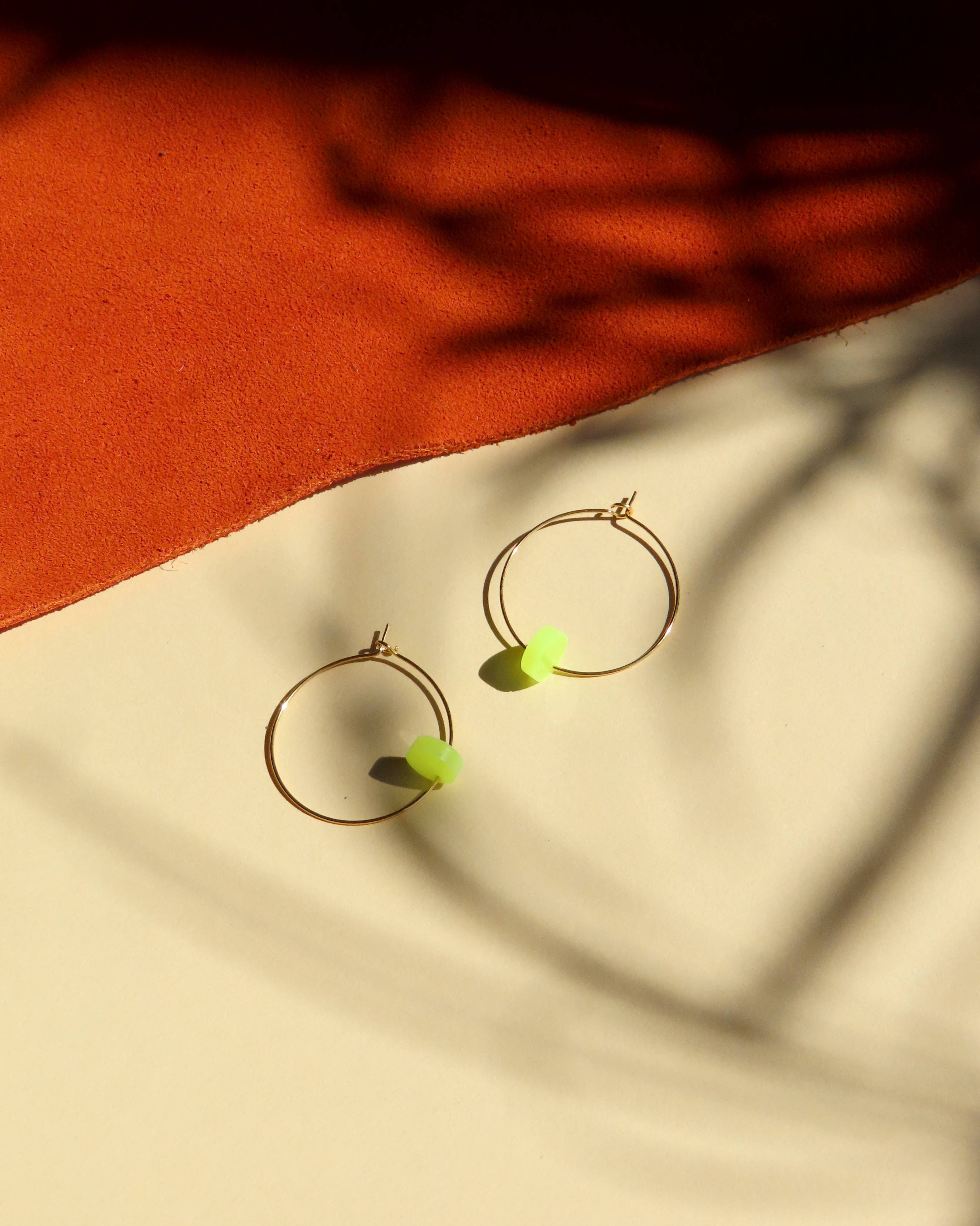Boucles d'oreilles créoles | jaune fluo