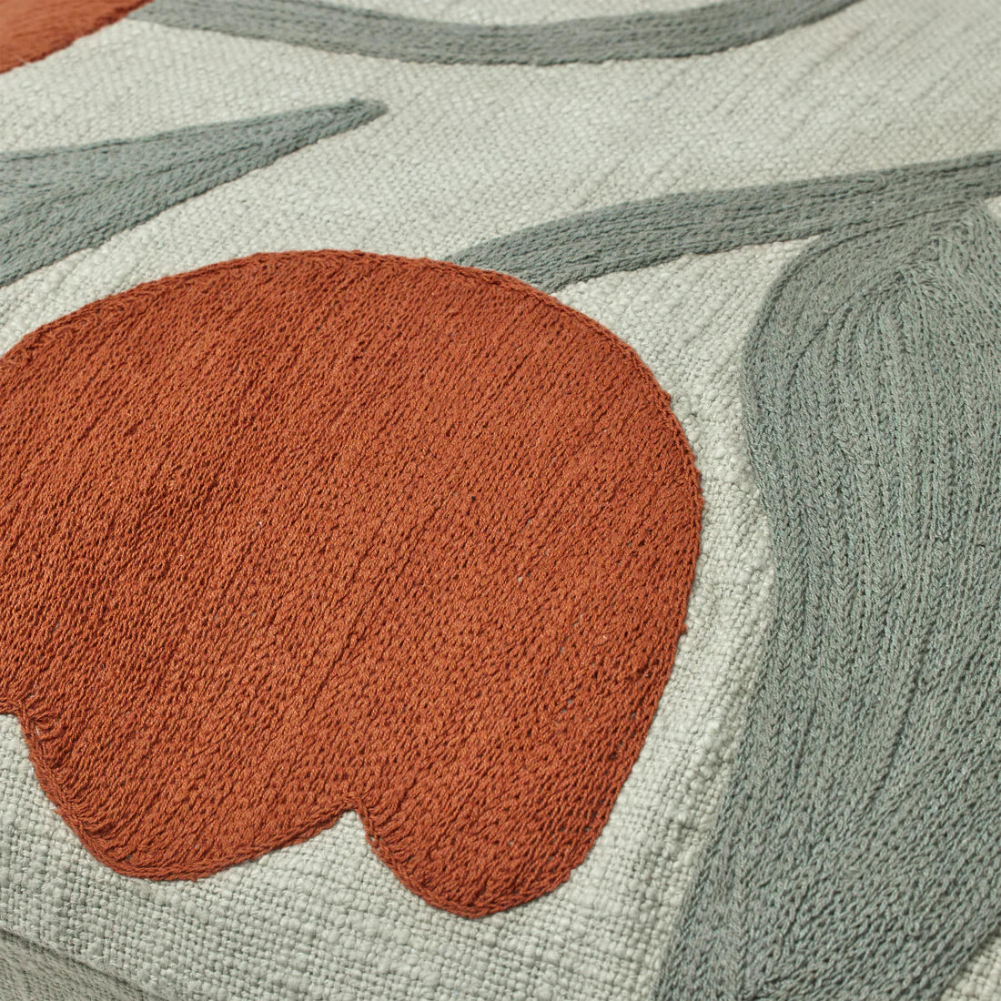Pillow Dora 50x50cm | sage green, mocha bisque