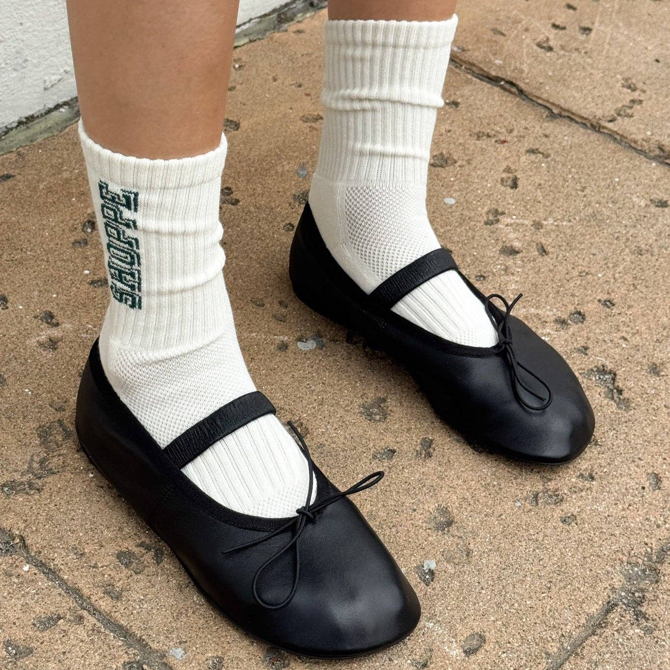 Preppy Socks | off-white, green
