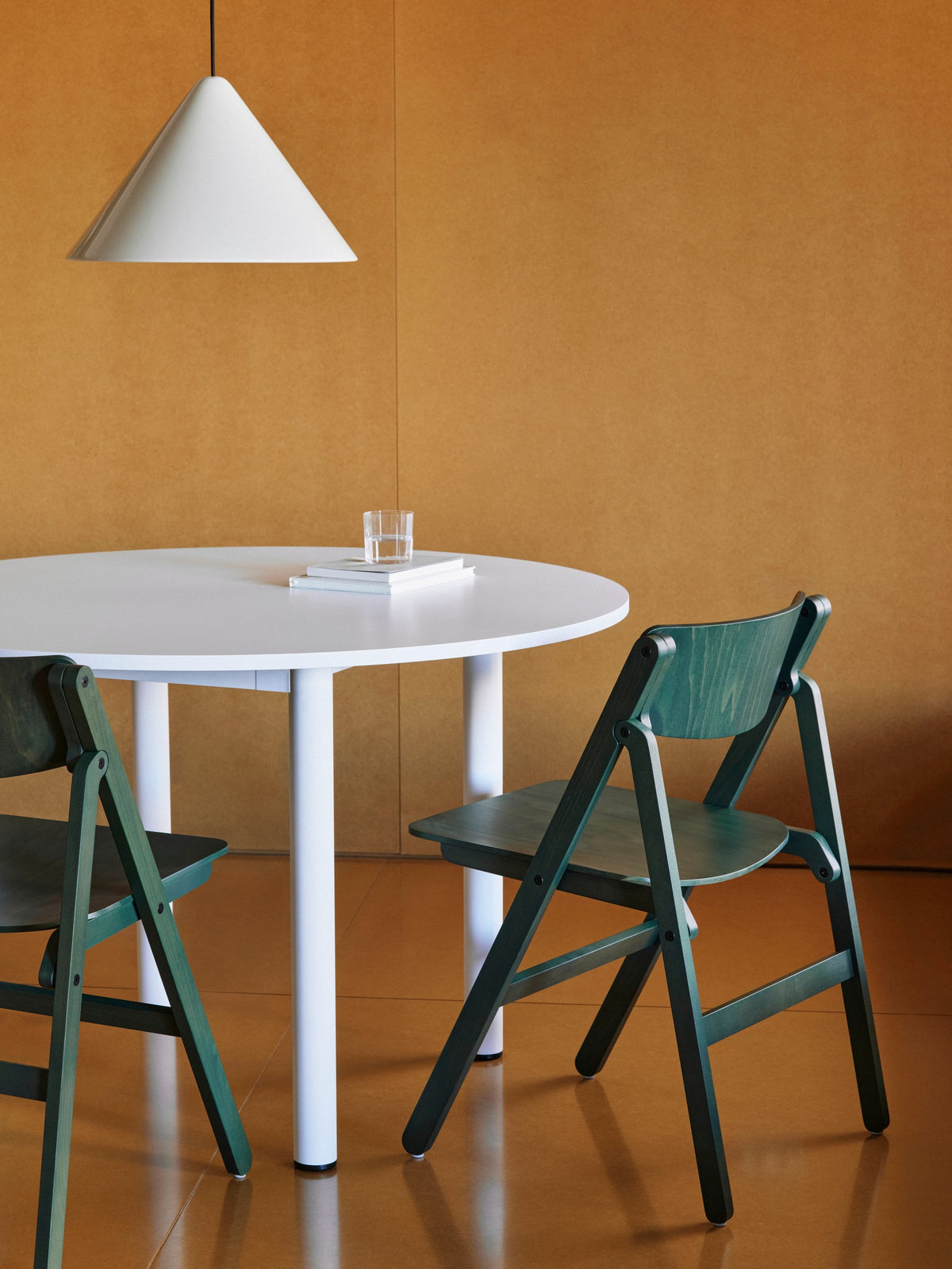 Chair AAC22 | concrete gray
