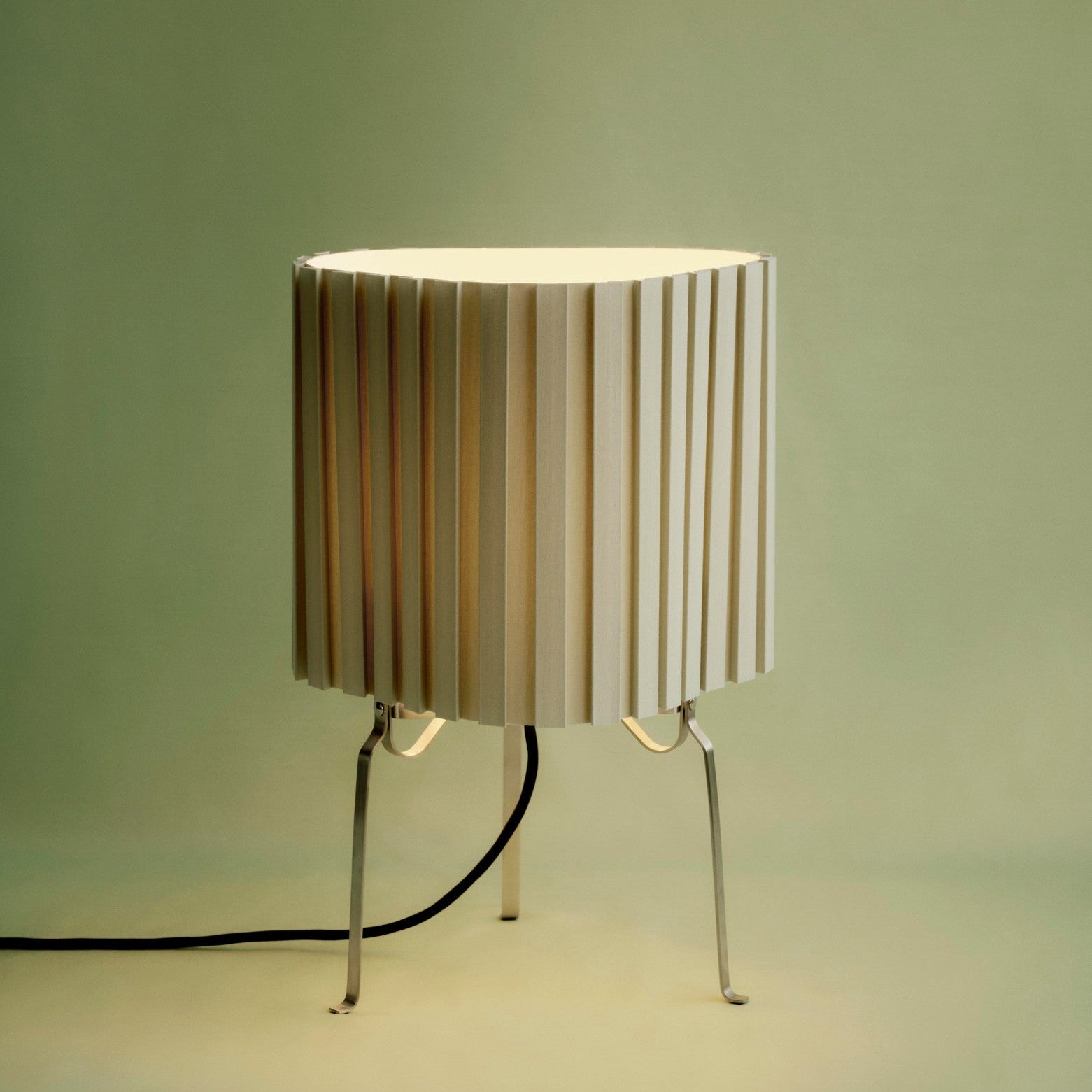 Canelé Table Lamp | almond green