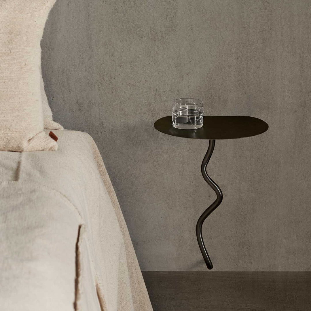 Curvature Wall Table | black DISPLAY ITEM