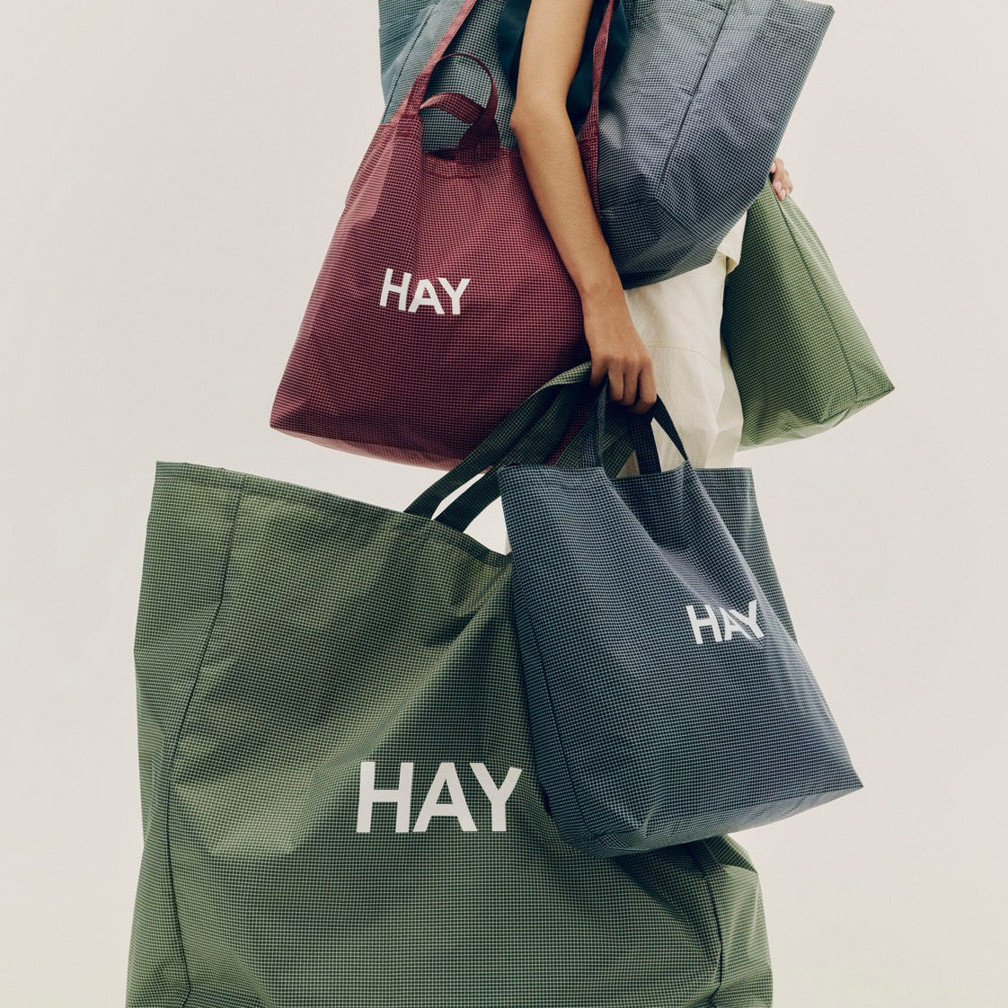 Grid Crossover Bag | dark green