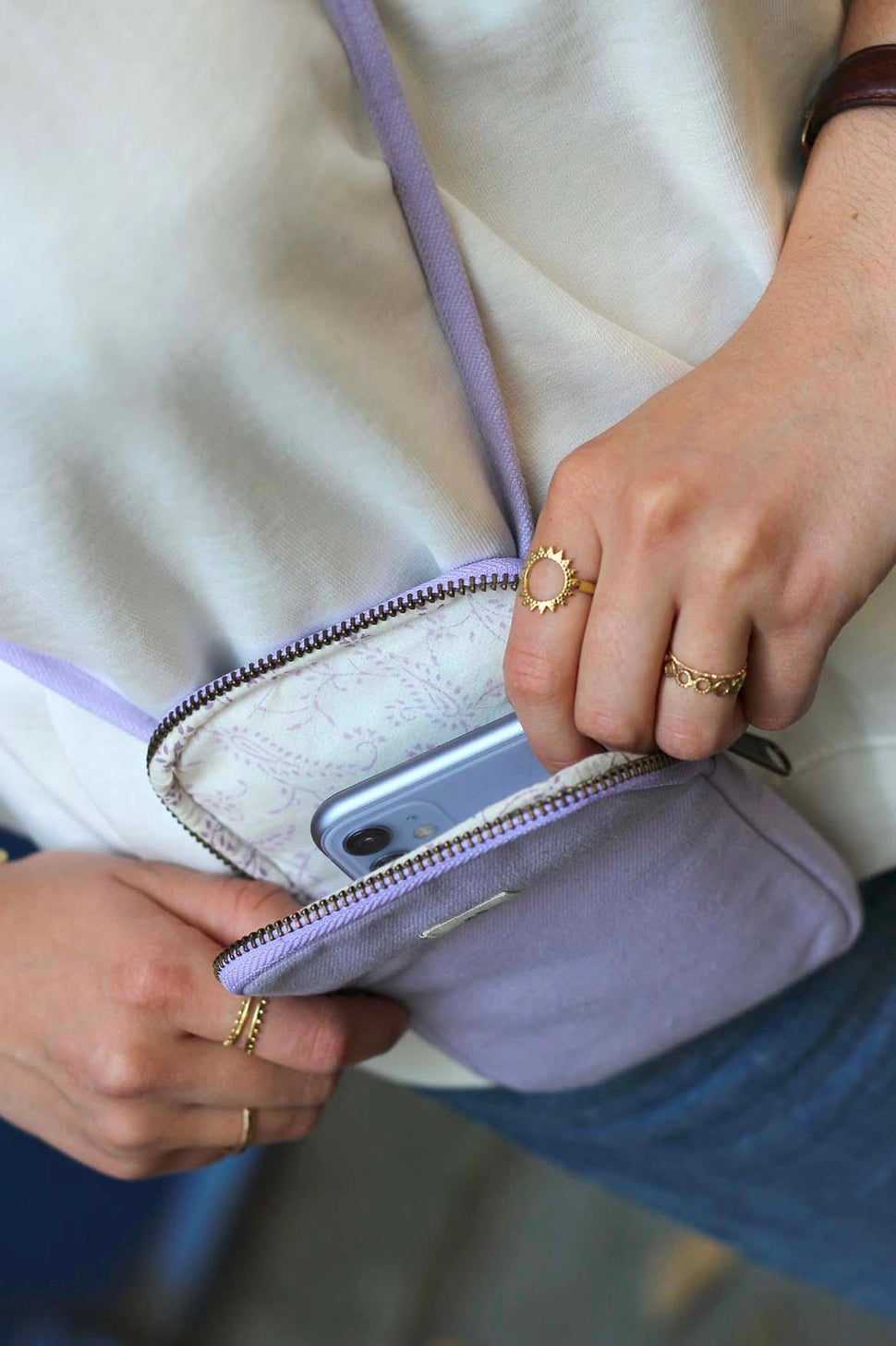 Handytasche Bill | lila