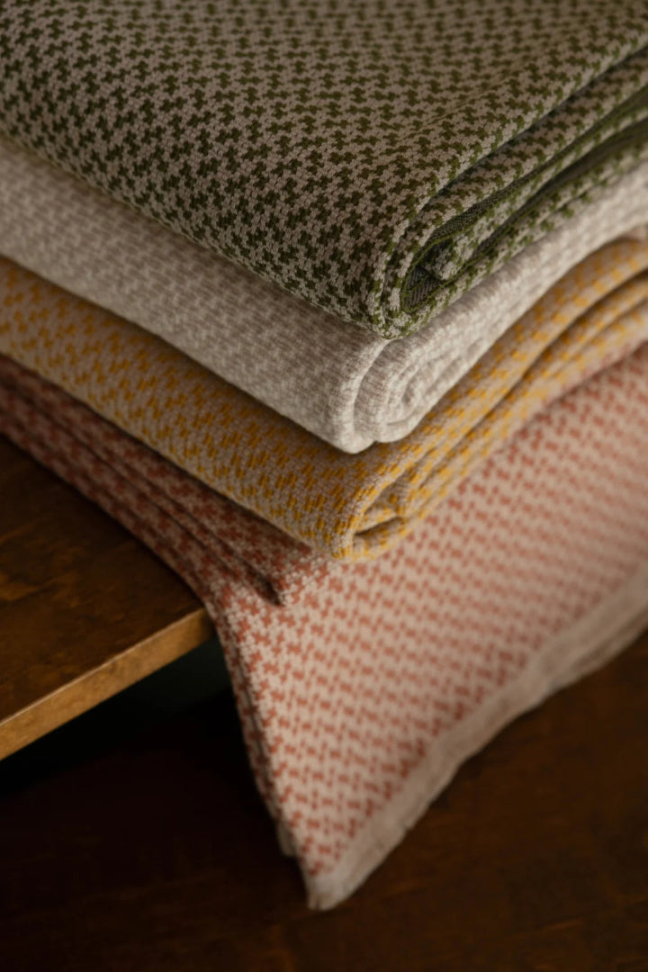 Wolldecke Salla 135x180 cm | beige-honey