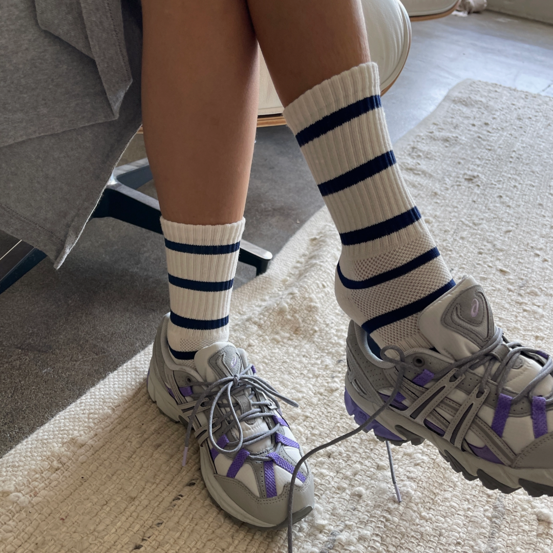 Chaussettes boyfriend rayées | blanc cassé et bleu marine