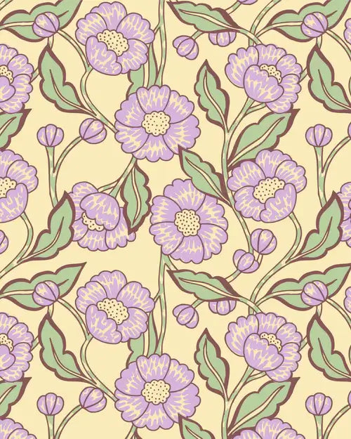 Muster mit lila Blumen und grünen Blättern auf gelbem Hintergrund, perfekt für das 3er Set Seidenpapier für Blumen.