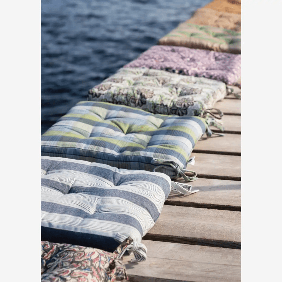 Seat cushion | striped multi blue