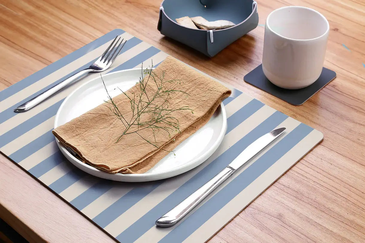 Placemat striped | lichen blue