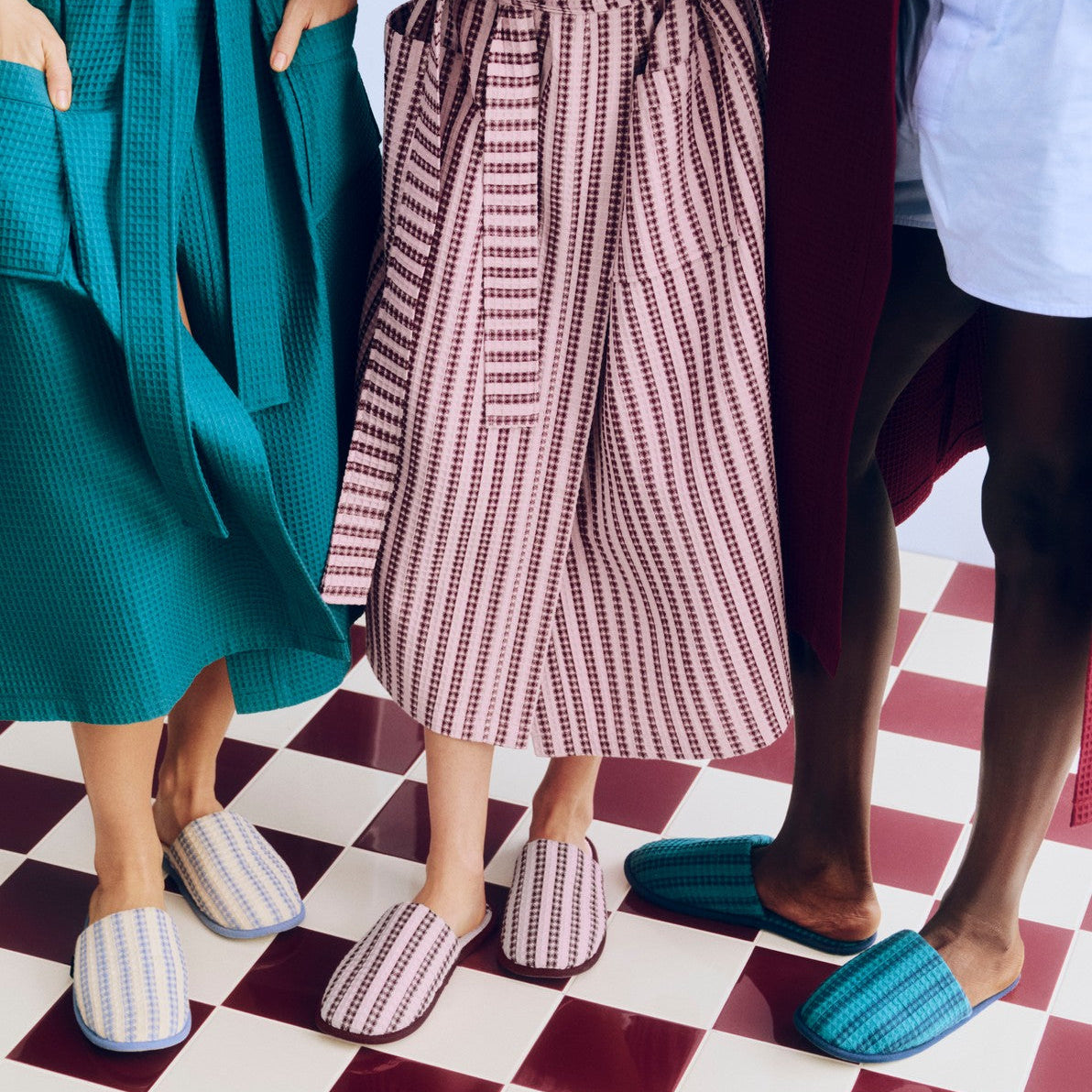 Bathrobe Waffle Stripe | cool pink