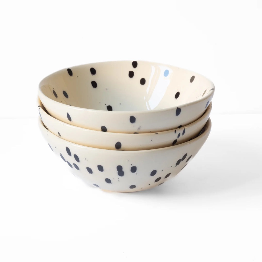 Müesli Bowl Ø 16.5cm | black dots