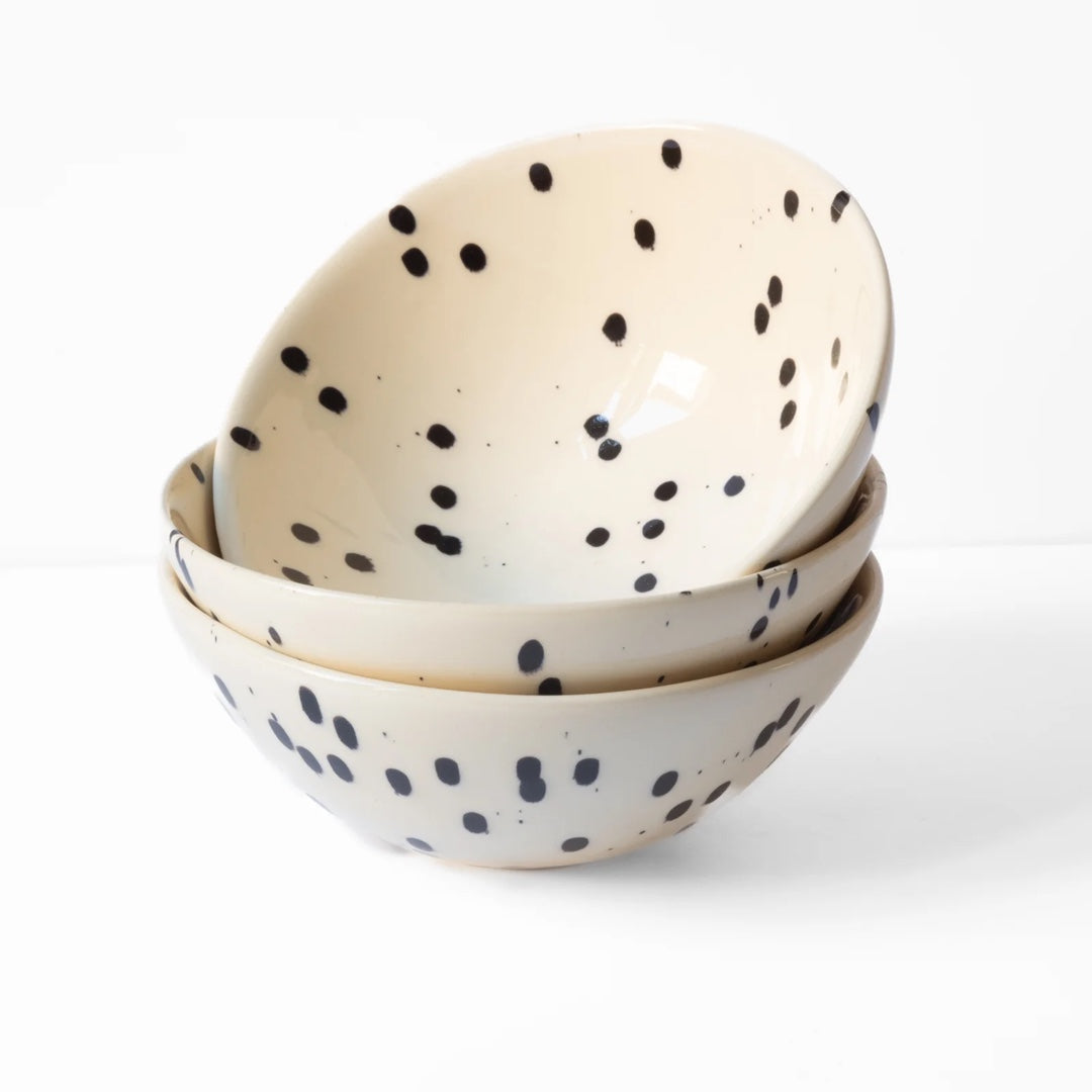 Müesli Bowl Ø 16.5cm | black dots