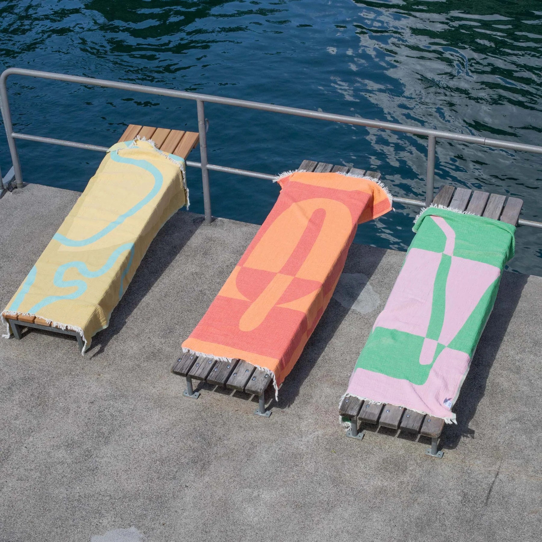 Badtüechli 90x160cm | strawberry matcha