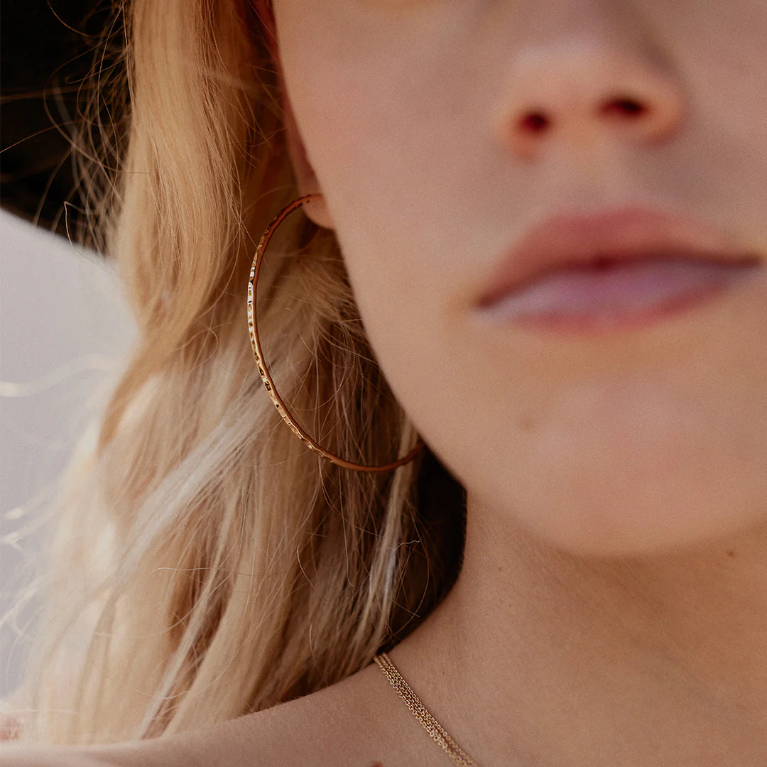 Earrings Illusion Hoops | gold