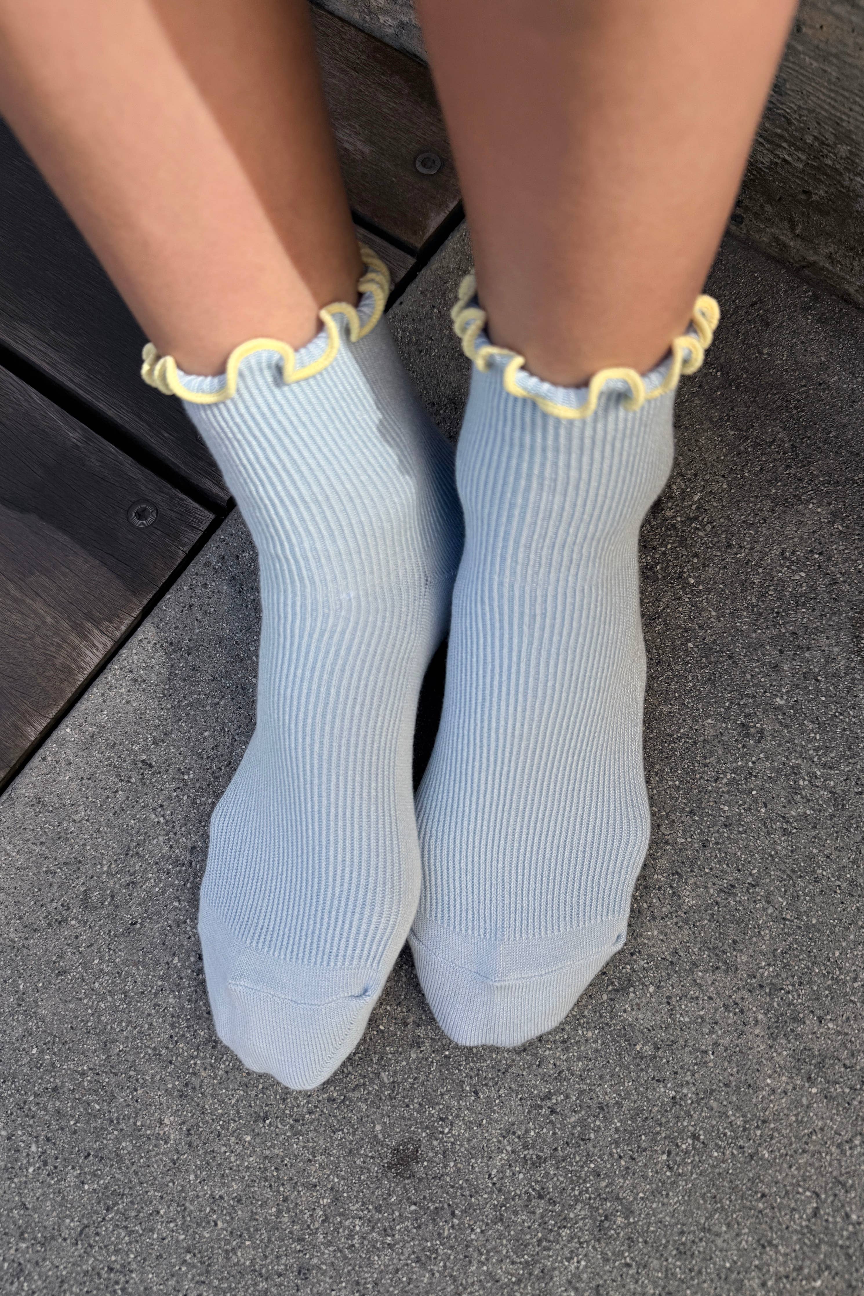 Die Petite Rüschen-Modal-Socken (Großhandel)