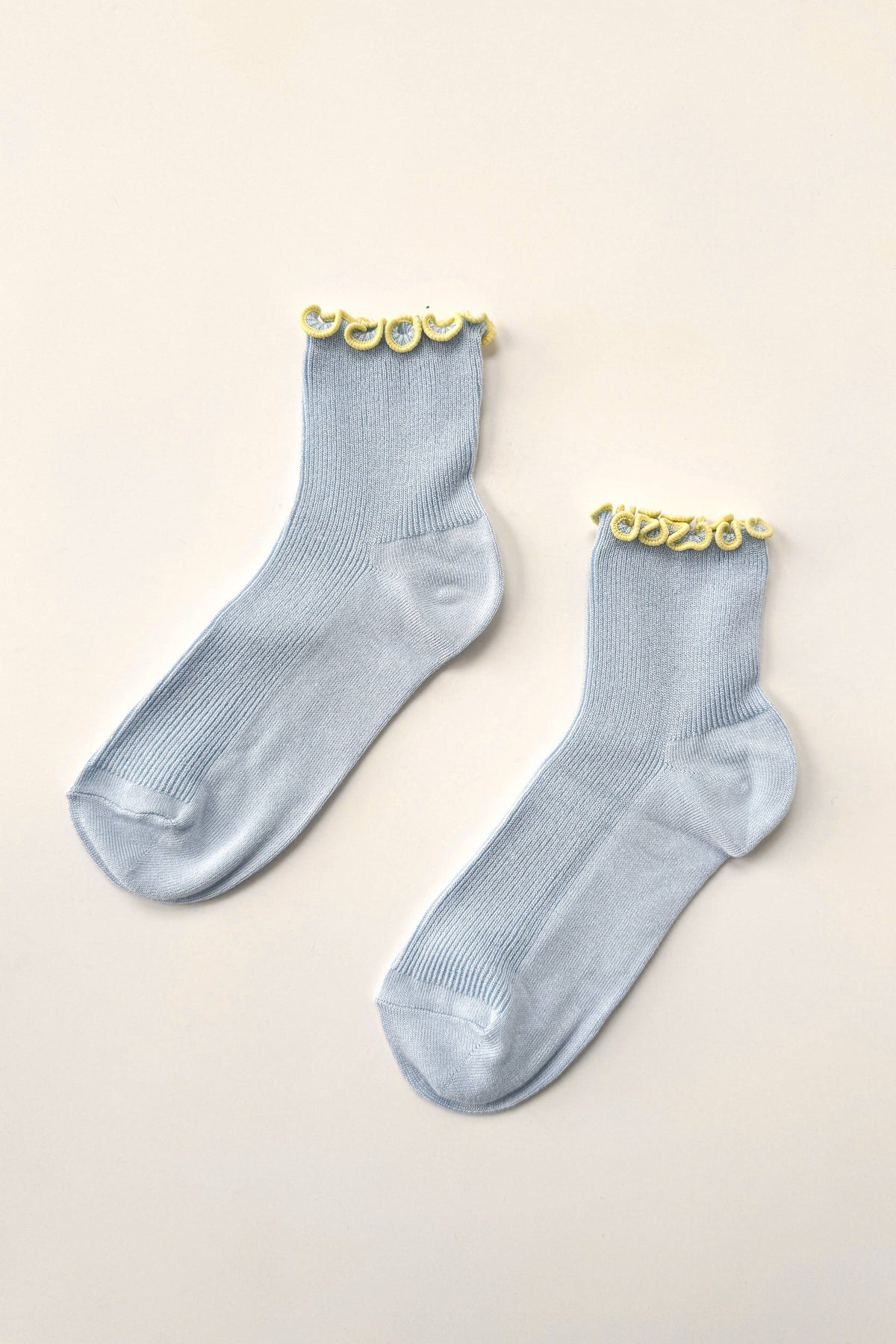 Die Petite Rüschen-Modal-Socken (Großhandel)