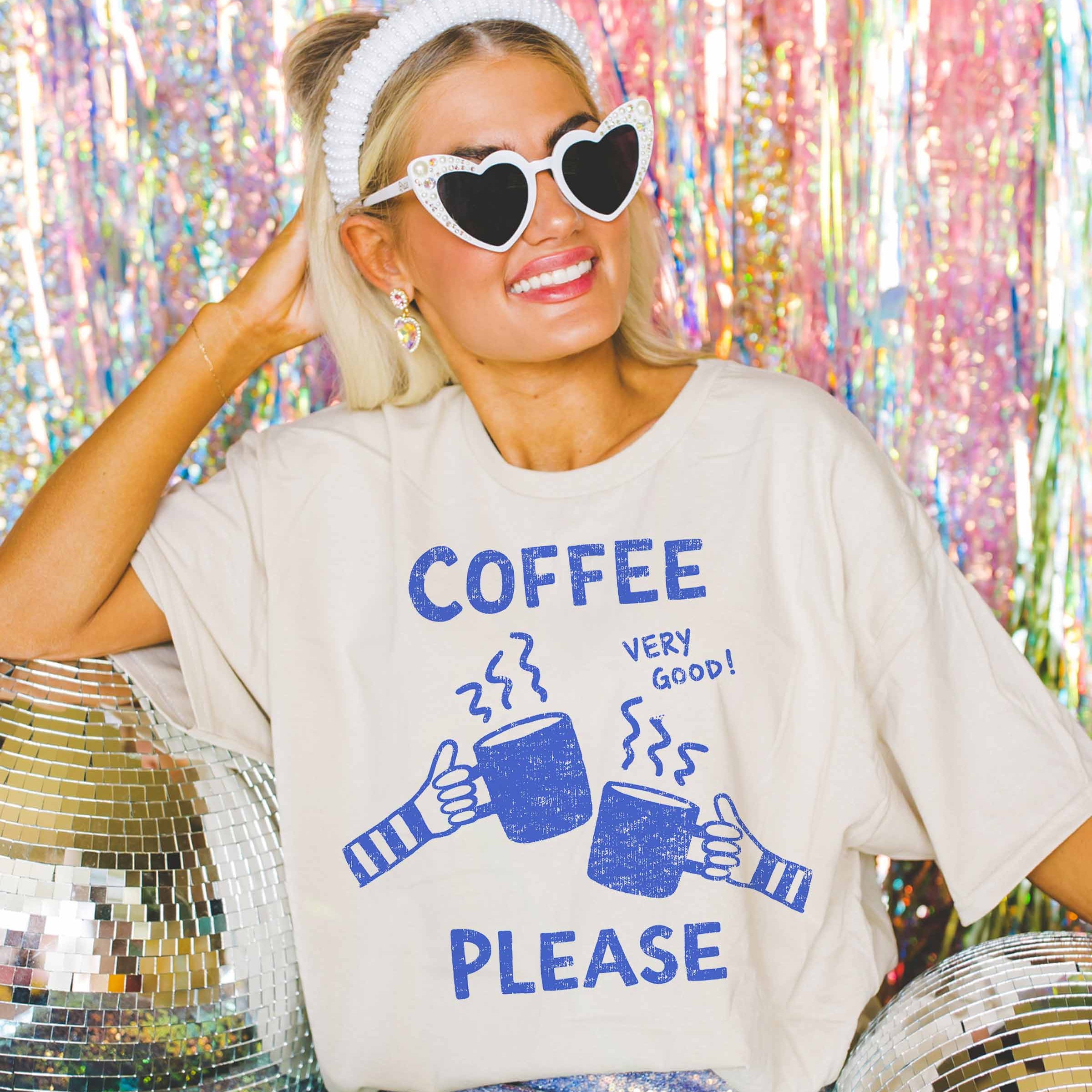 Oversized grafik t-shirt mit Kaffee-Design, lässiger Stil, ideal für den Alltag.