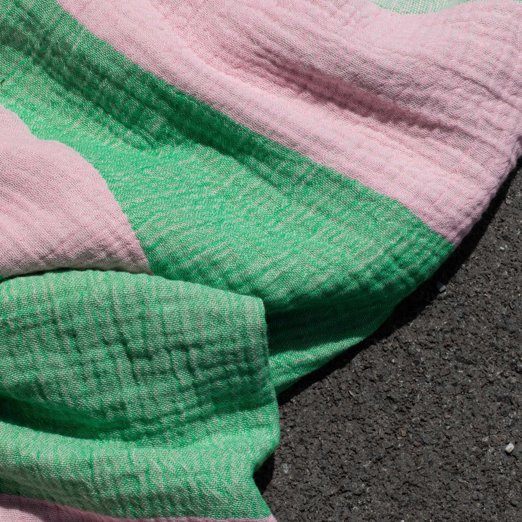 Badtüechli 90x160cm | strawberry matcha