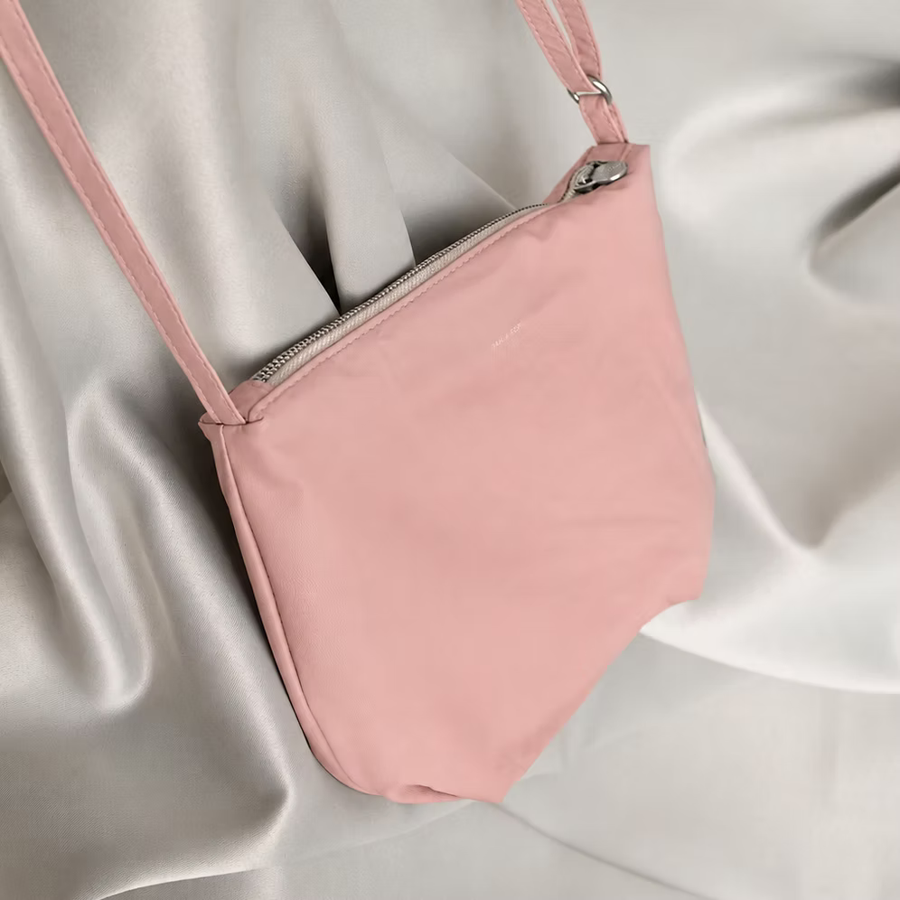 Cross Body Feel Good Bag | pink dolphin
