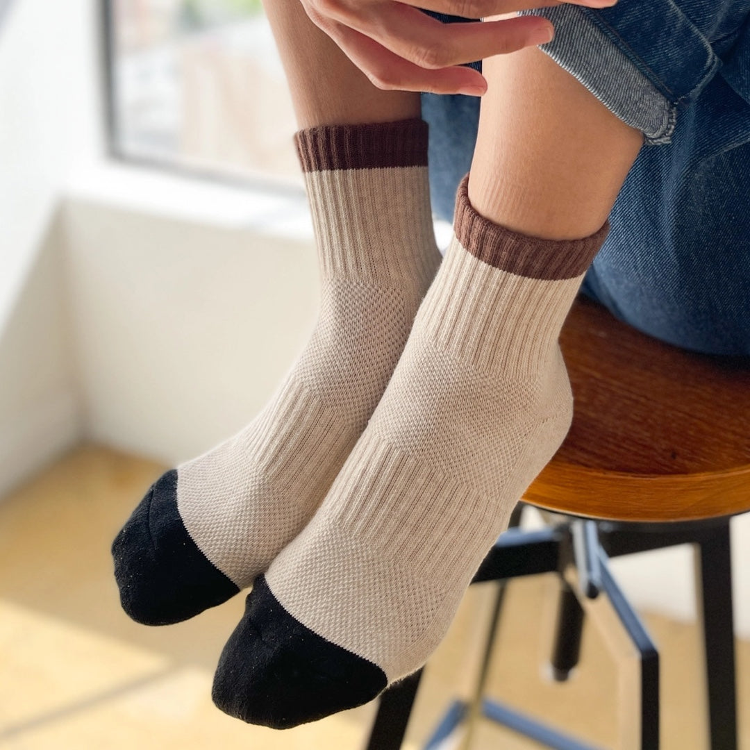 Girlfriend Socks | black coffee