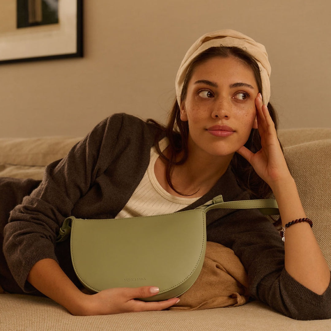 Crescent Bag Farou | peridot