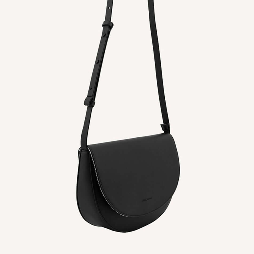 Half Moon Bag large | various colors