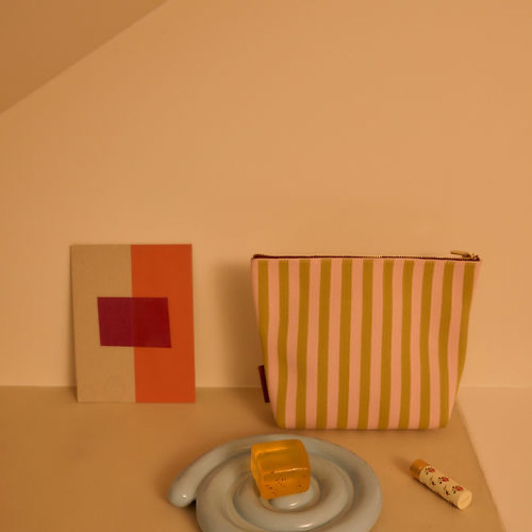 Trousse de maquillage tricotée à rayures | rose + citron