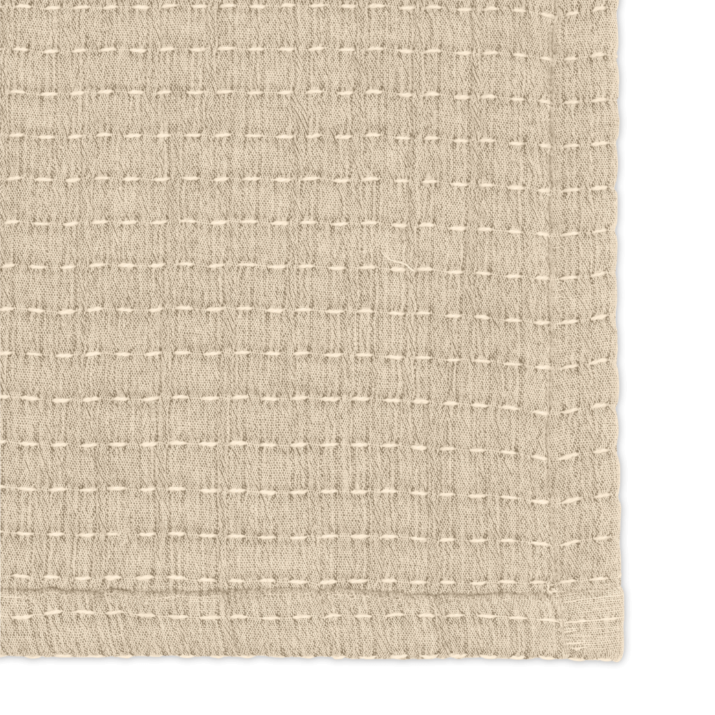 joyne.com | Bettüberwurf "DAZE" Sand von Ferm Living