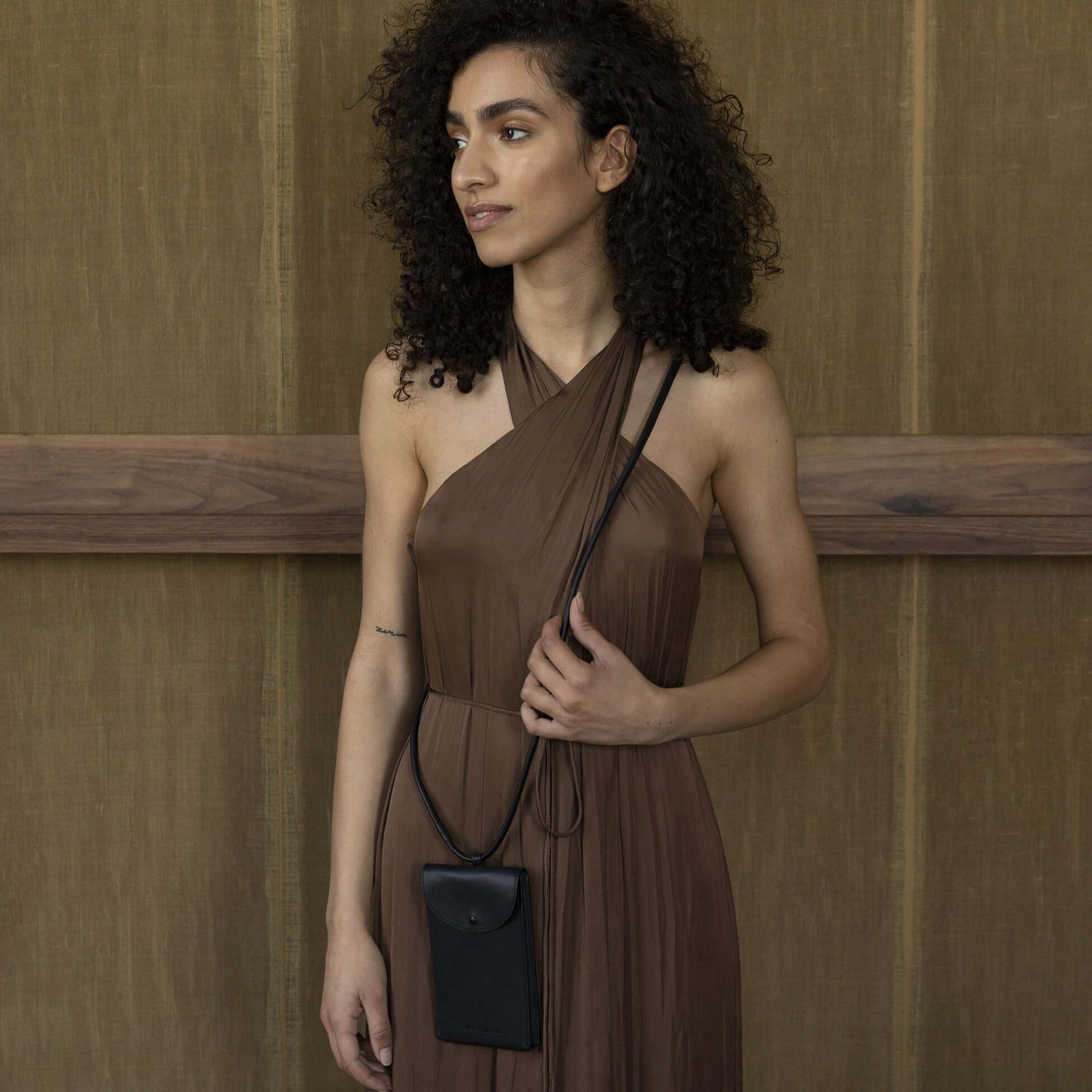 joyne.com | Handytasche | schwarz von Monk & Anna