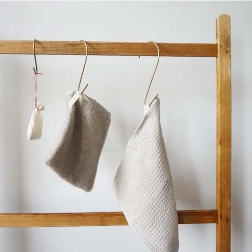 joyne.com | Haken Messing | verschiedene Grössen von Fog Linen