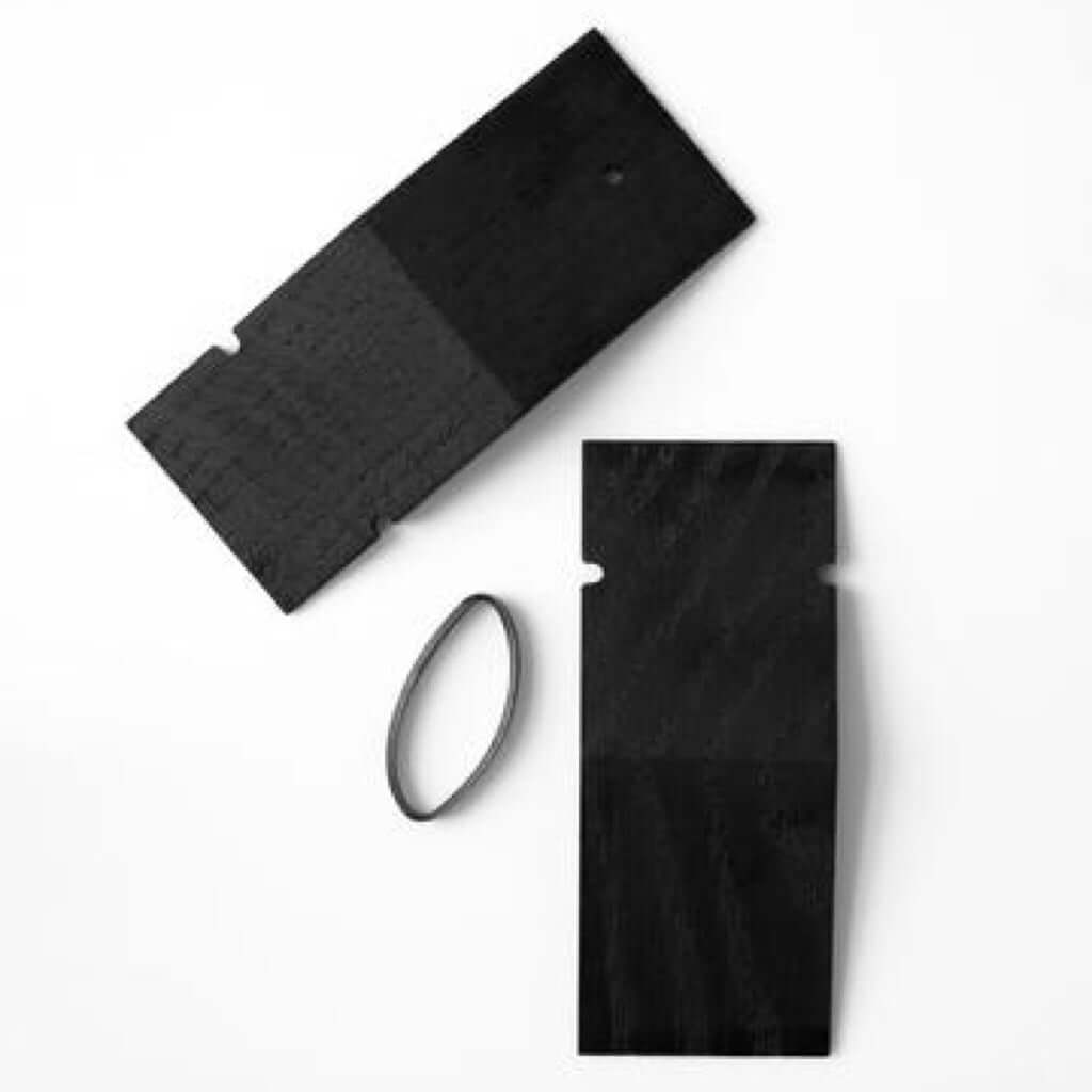 joyne.com | Klammer PINCH | Eiche schwarz von Moebe