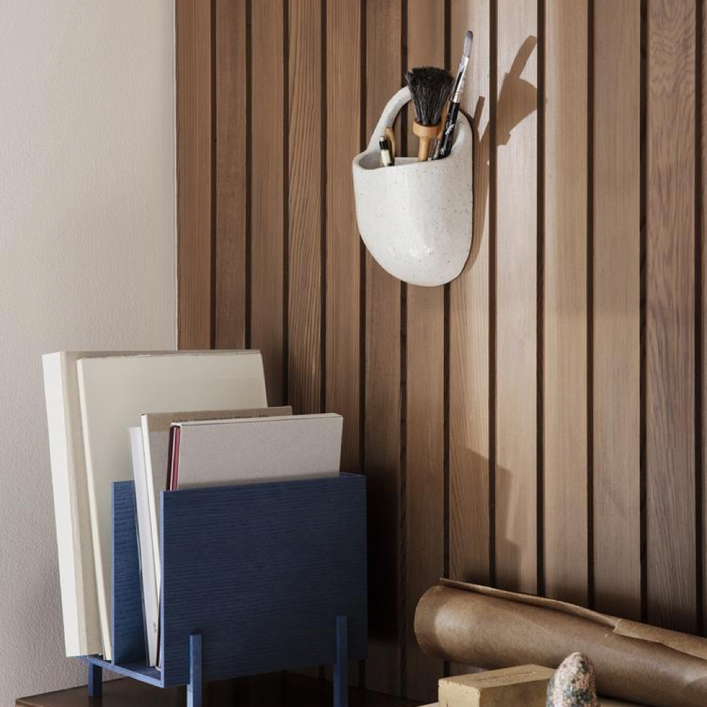 joyne.com | Wandvase "Speckle Wall Pocket" von Ferm Living