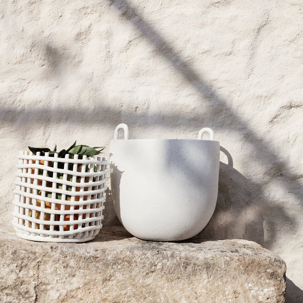 joyne.com | Speckle Übertopf | large von Ferm Living