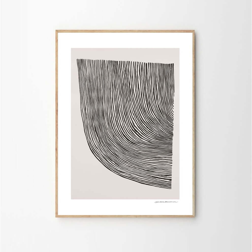 joyne.com | Gerahmter Kunstdruck "Curves" - Leise Dich Abrahamsen | zwei Grössen von The Poster Club