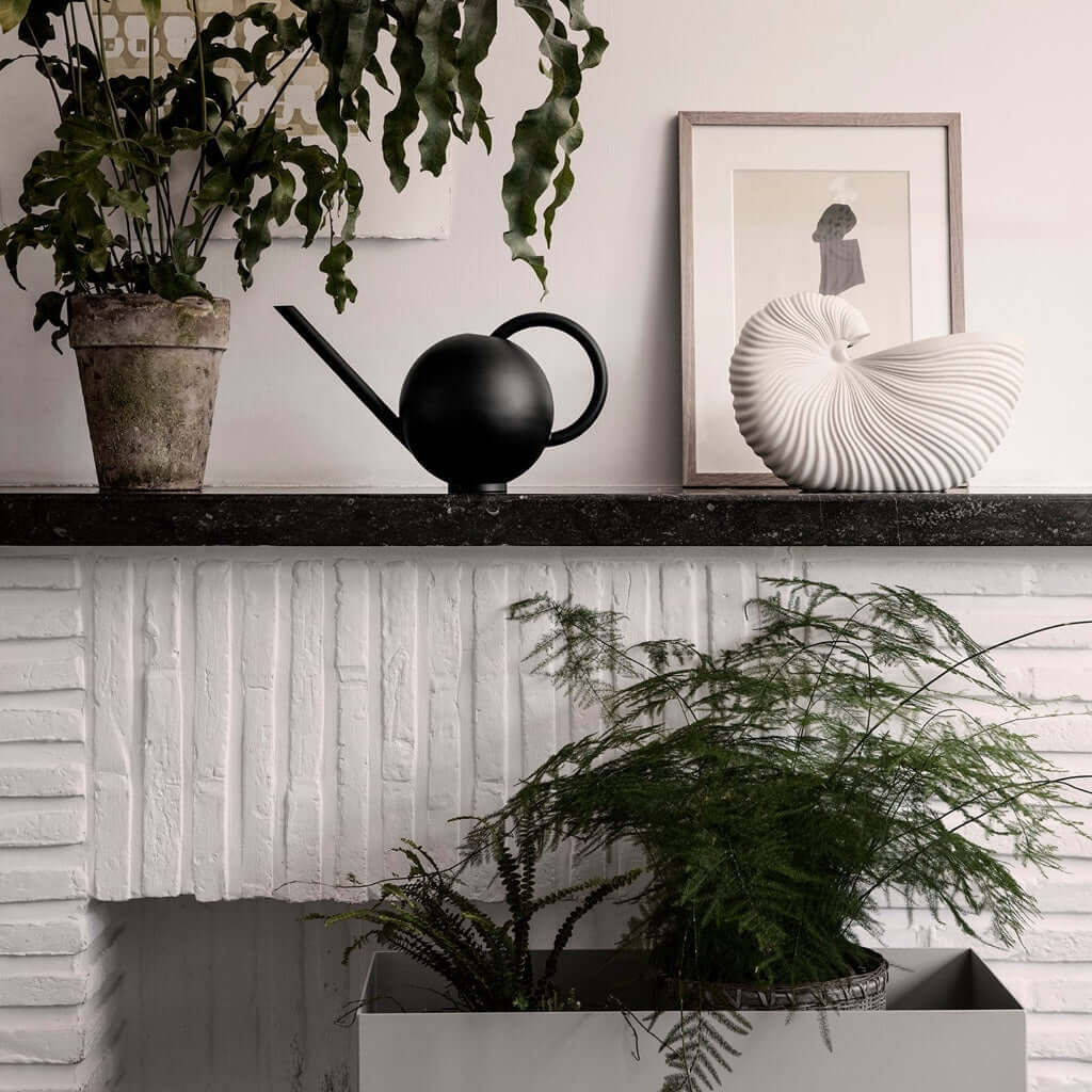 joyne.com | Giesskanne ORB | schwarz von Ferm Living