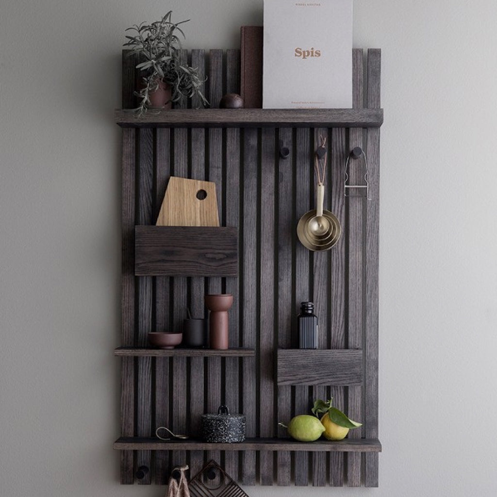 joyne.com | Wandregal Esche | schwarz von Ferm Living