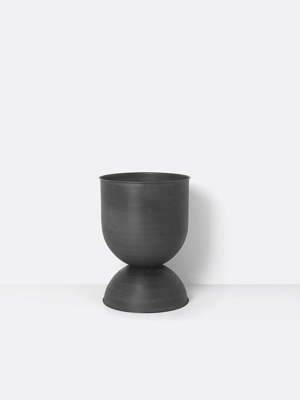 joyne.com | Übertopf Hourglass Pot - medium von Ferm Living